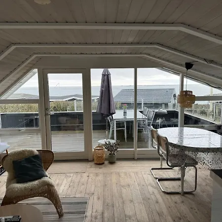 Cozy With Sea View Casa de Férias *
