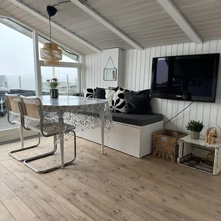 Cozy With Sea View Σπίτι διακοπών