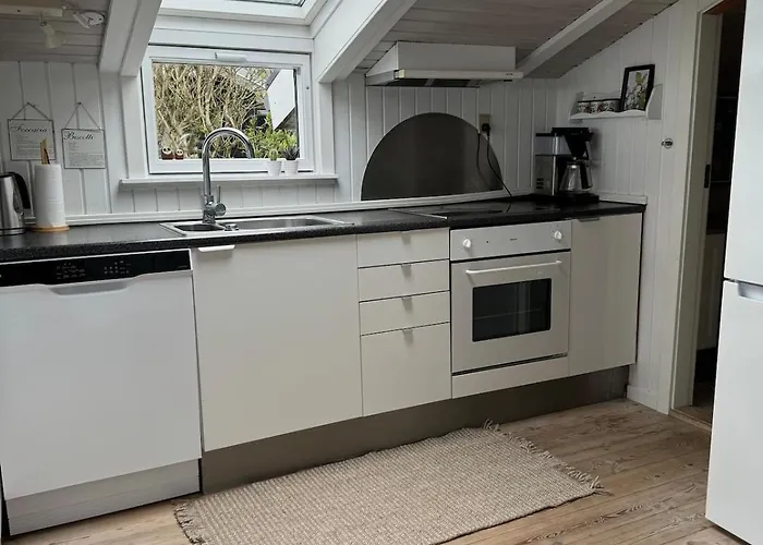 Cozy With Sea View Vakantiehuis